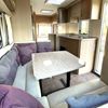 Luxe interieur Bürstner Averso caravan Modern interieur van Bürstner Averso 4 persoons caravan