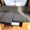 Zitgroep omgebouwd tot comfortabel tweepersoonsbed in caravan
