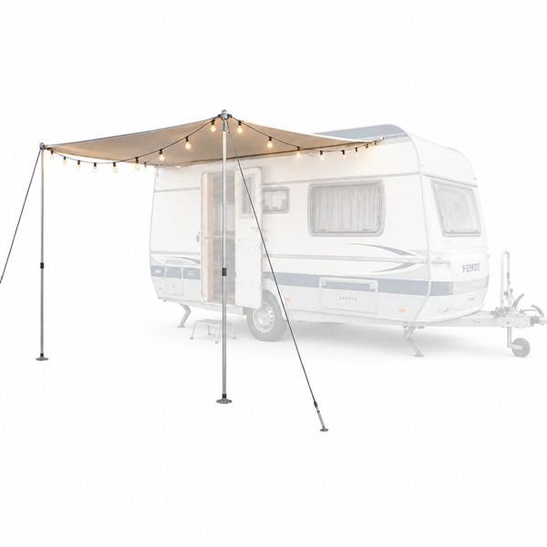 Zakluifel als extra optie bij de Fendt Saphir caravan voor extra schaduw en comfort op de camping