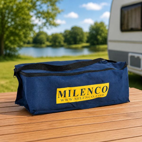 Opbergtas caravanspiegels Opbergtas voor Milenco caravanspiegels met ritssluiting.